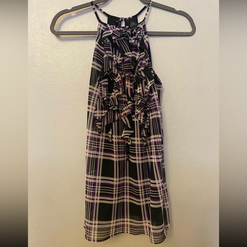 ⭐️Bisou bisou black and purple plaid ruffle front tank blouse medium